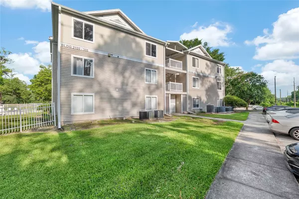 4000 SW 23RD ST #2-305,  Gainesville,  FL 32608