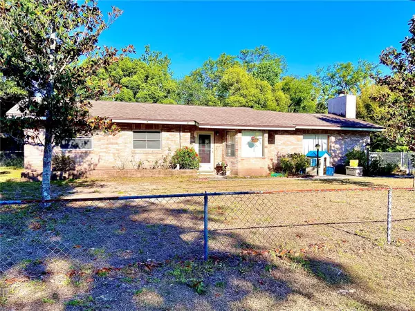 Deland, FL 32724,521 LAND O LAKES CT