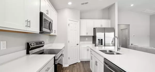 Mulberry, FL 33860,1420 PORTMORE DR