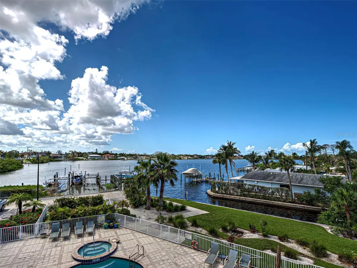 Nokomis, FL 34275,516 TAMIAMI TRL S #303
