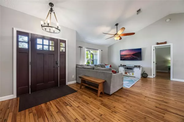 Oviedo, FL 32765,645 NEILE CT