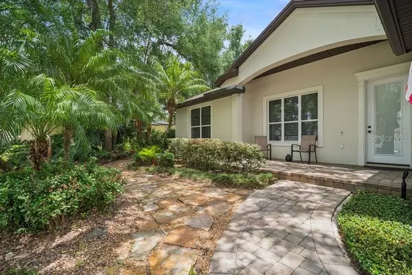 Maitland, FL 32751,489 PENNY LN