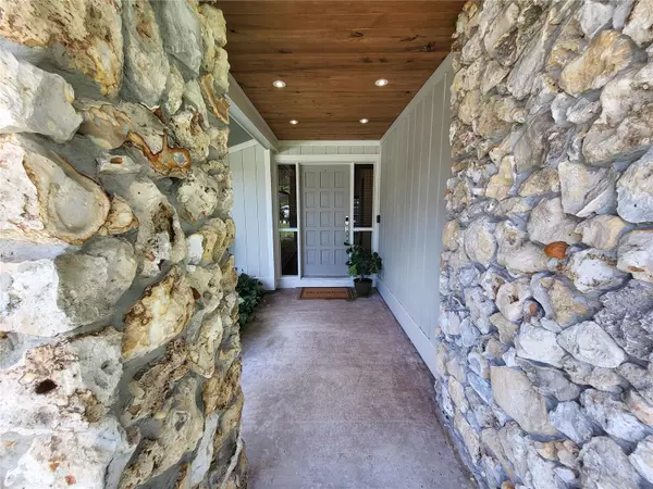 Longwood, FL 32779,214 W COTTESMORE CIR