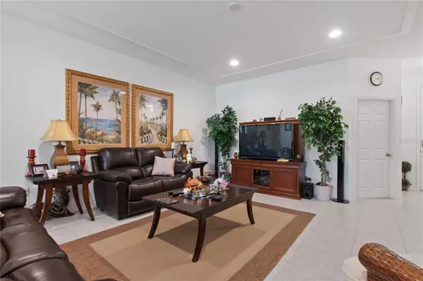 Apollo Beach, FL 33572,6354 CAMINO DR