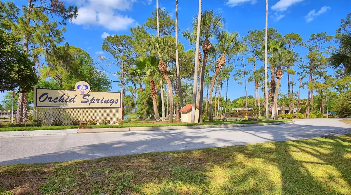 Winter Haven, FL 33884,200 EL CAMINO DR #208