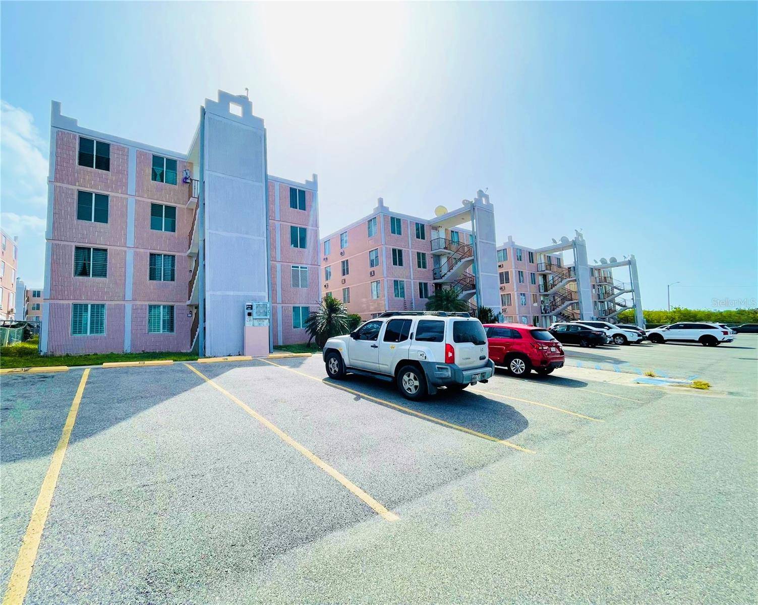 Ponce, PR 00780,. MONTE MAR APARTMENTS #120
