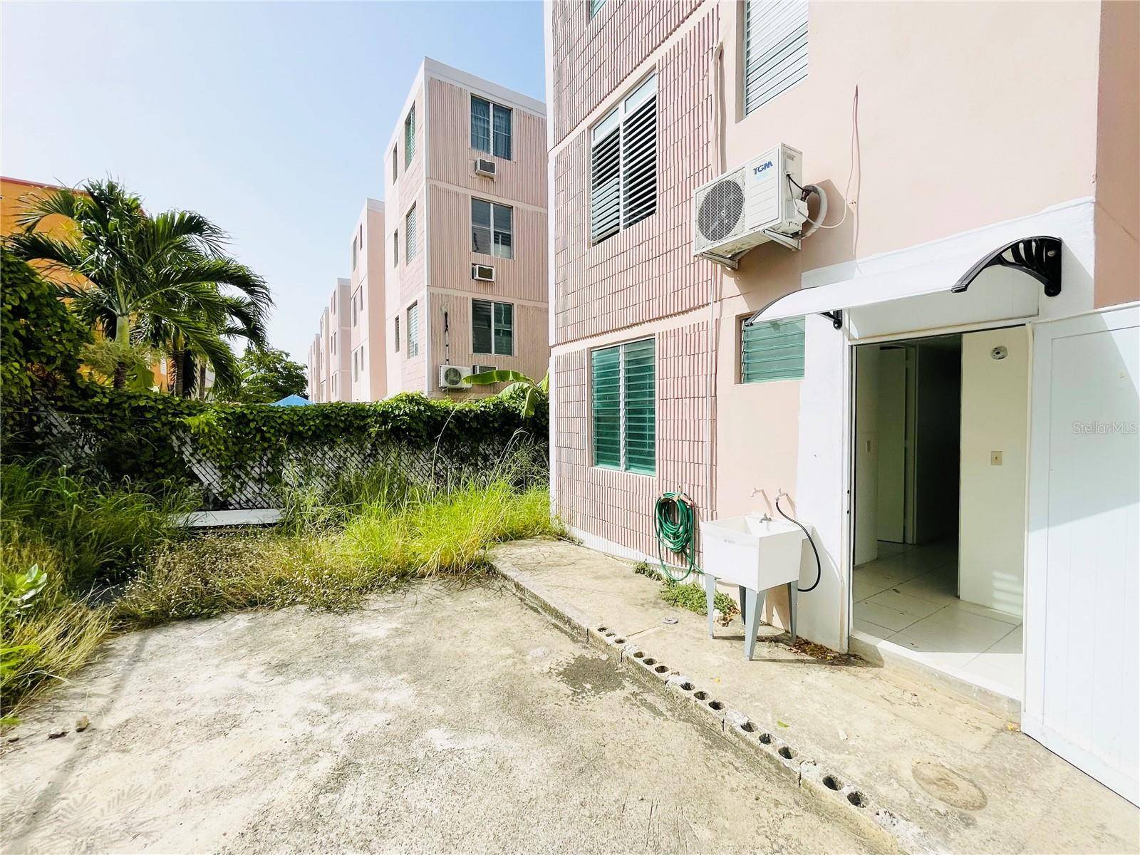 Ponce, PR 00780,. MONTE MAR APARTMENTS #120
