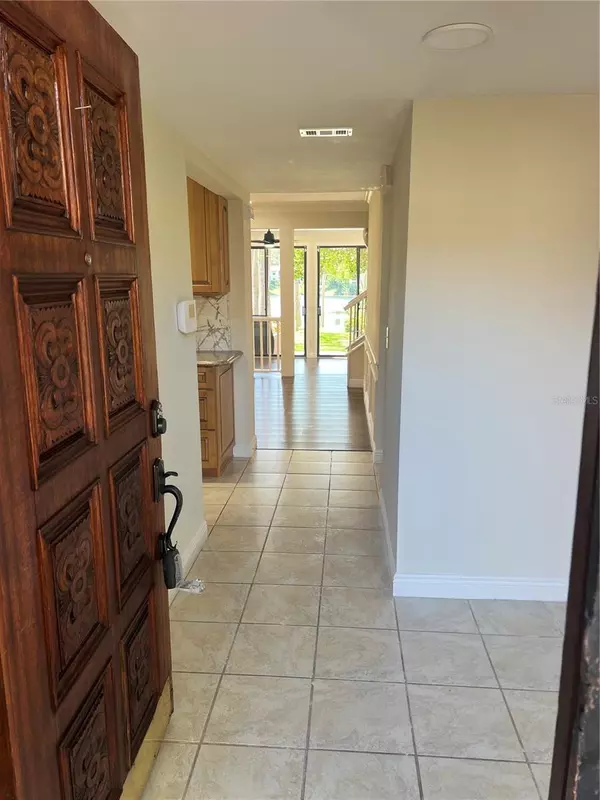 Altamonte Springs, FL 32701,664 LAKE VILLAS DR