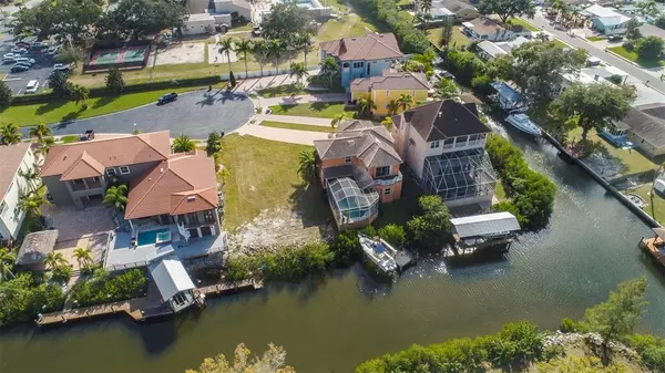 533 TREVISO DR, Apollo Beach, FL 33572
