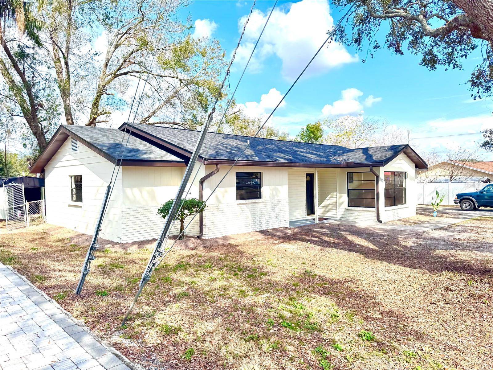 Seffner, FL 33584,103 W WHEELER RD