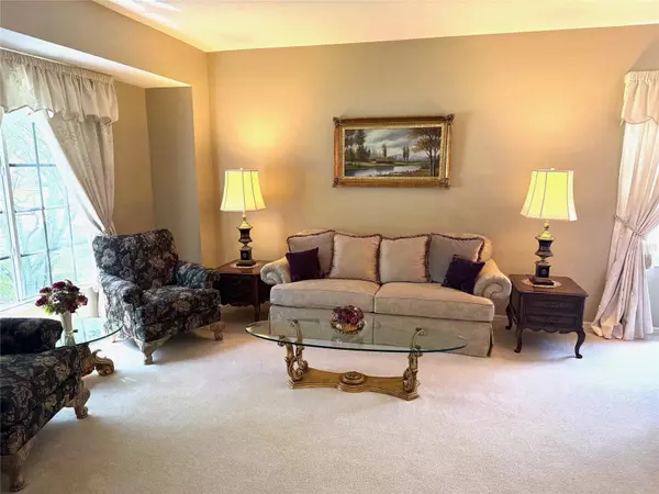 Oldsmar, FL 34677,1765 OAK POND CT