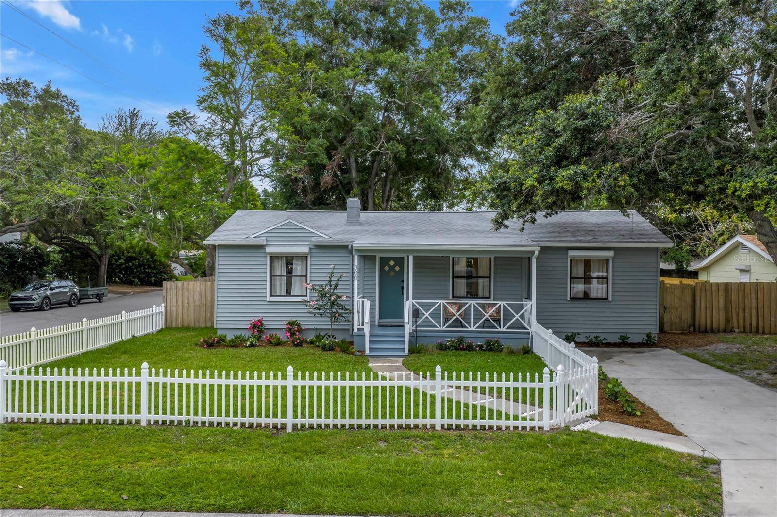 St Petersburg, FL 33704,300 33RD AVE N