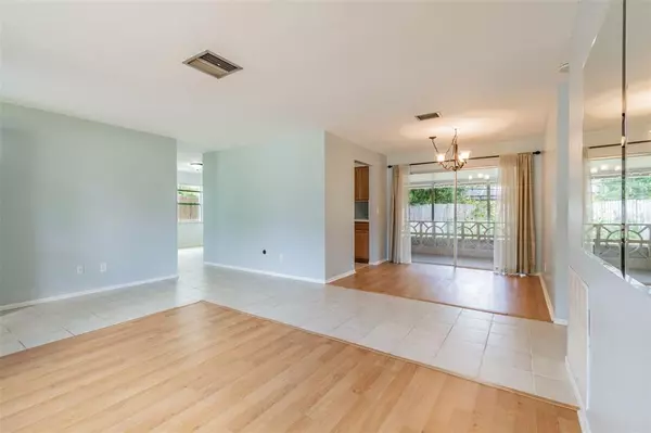 Largo, FL 33771,562 BROOKFIELD DR