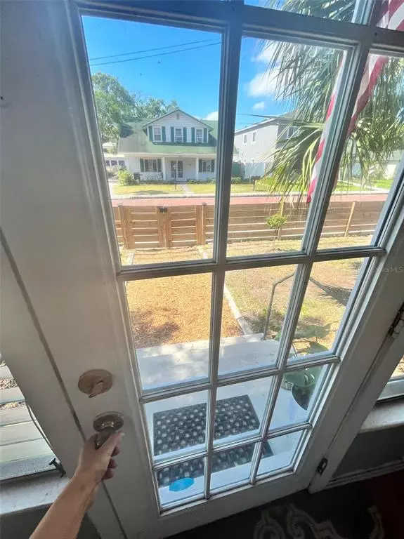 Largo, FL 33770,504 CLEVELAND AVE