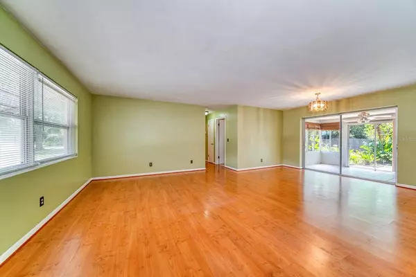 Largo, FL 33770,654 CIRCLE DR W