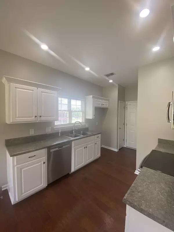 Moore, SC 29369,233 Glen Crest Drive