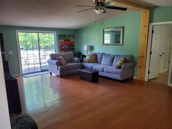 Enoree, SC 29335-2214,815 ROCKY RIDGE ROAD