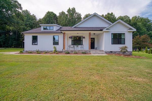 121 Lanford Rd, Pauline, SC 29374