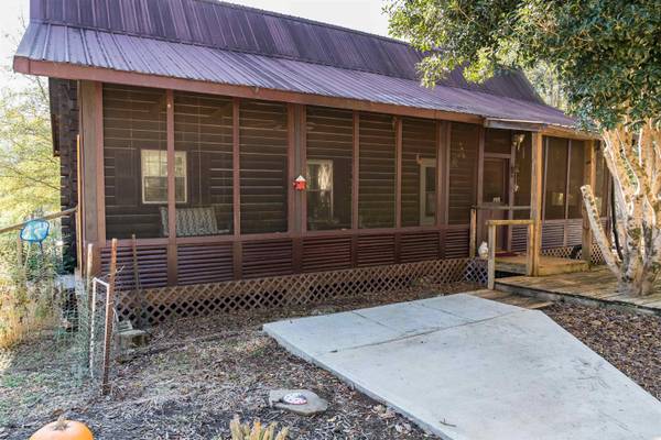 Wellford, SC 29385,141 Easy St.