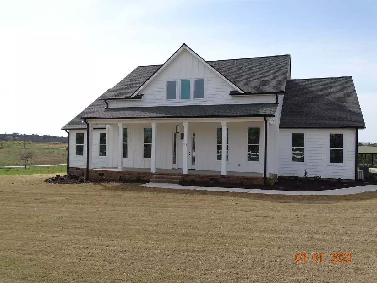 Moore, SC 29369,134 Orchard Drive