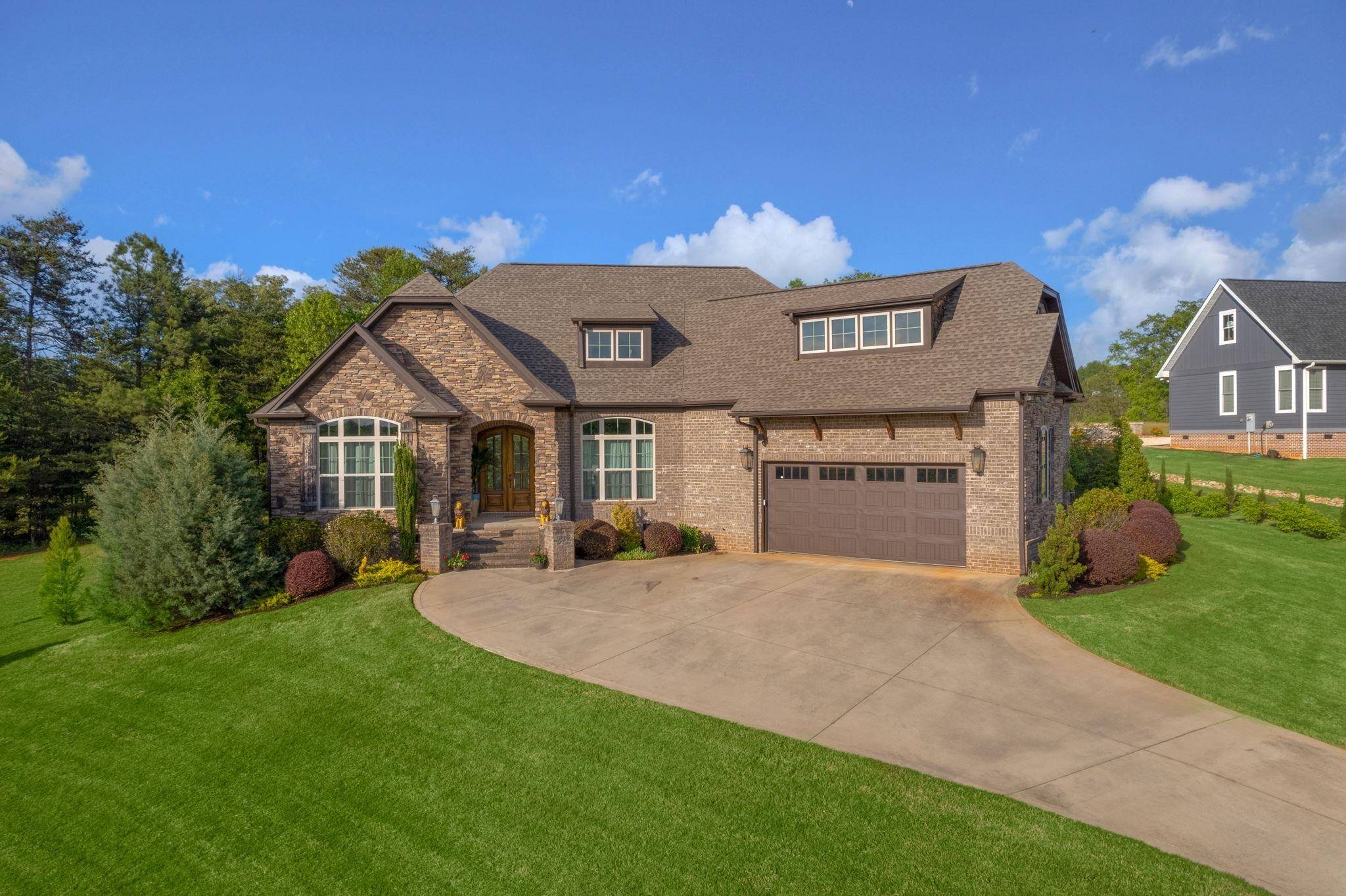 516 W Harbour Crest DR, Chesnee, SC 29323