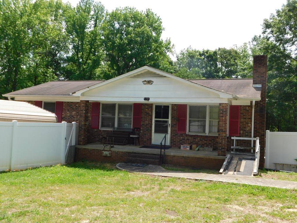 213 Burnt Gin Rd, Gaffney, SC 29340