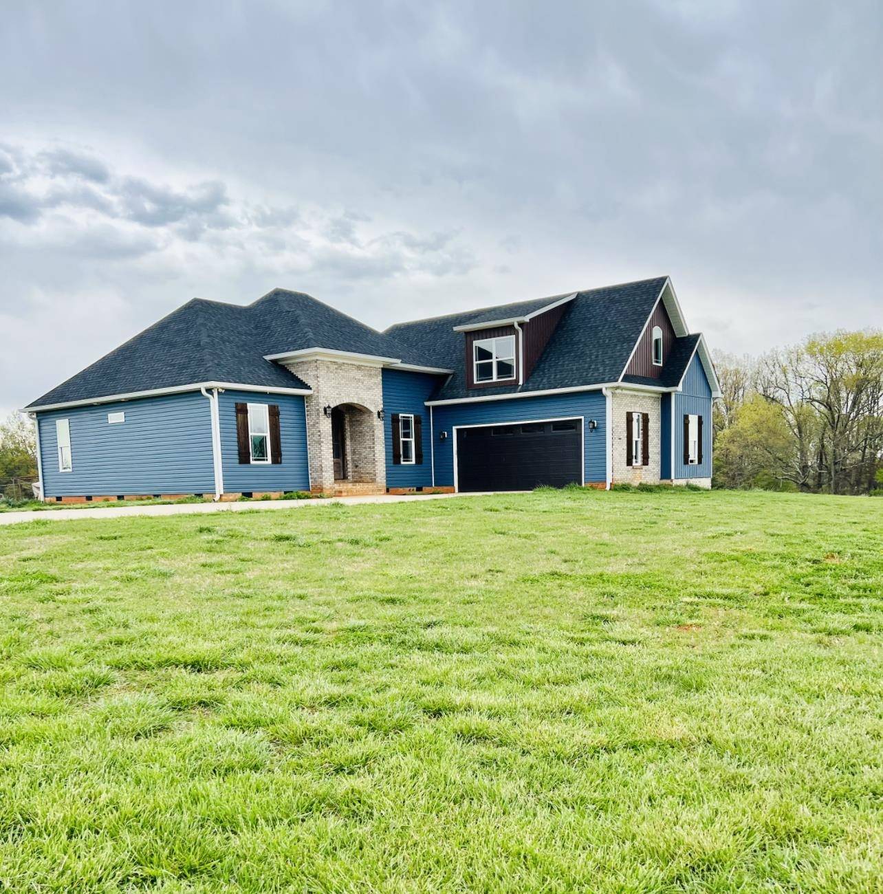 1000 Martin Camp RD, Chesnee, SC 29323