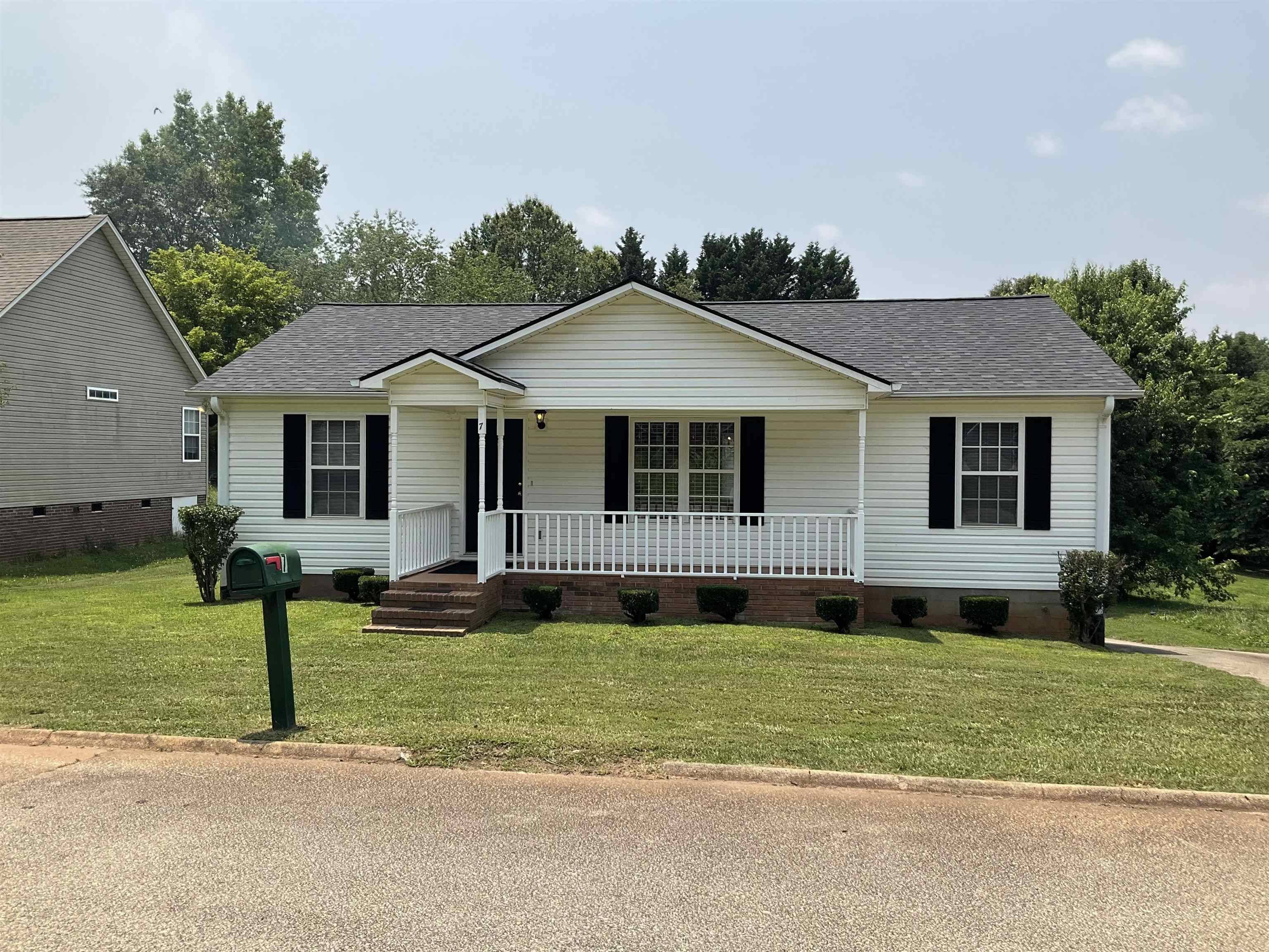 7 Willow Run TER, Spartanburg, SC 29303