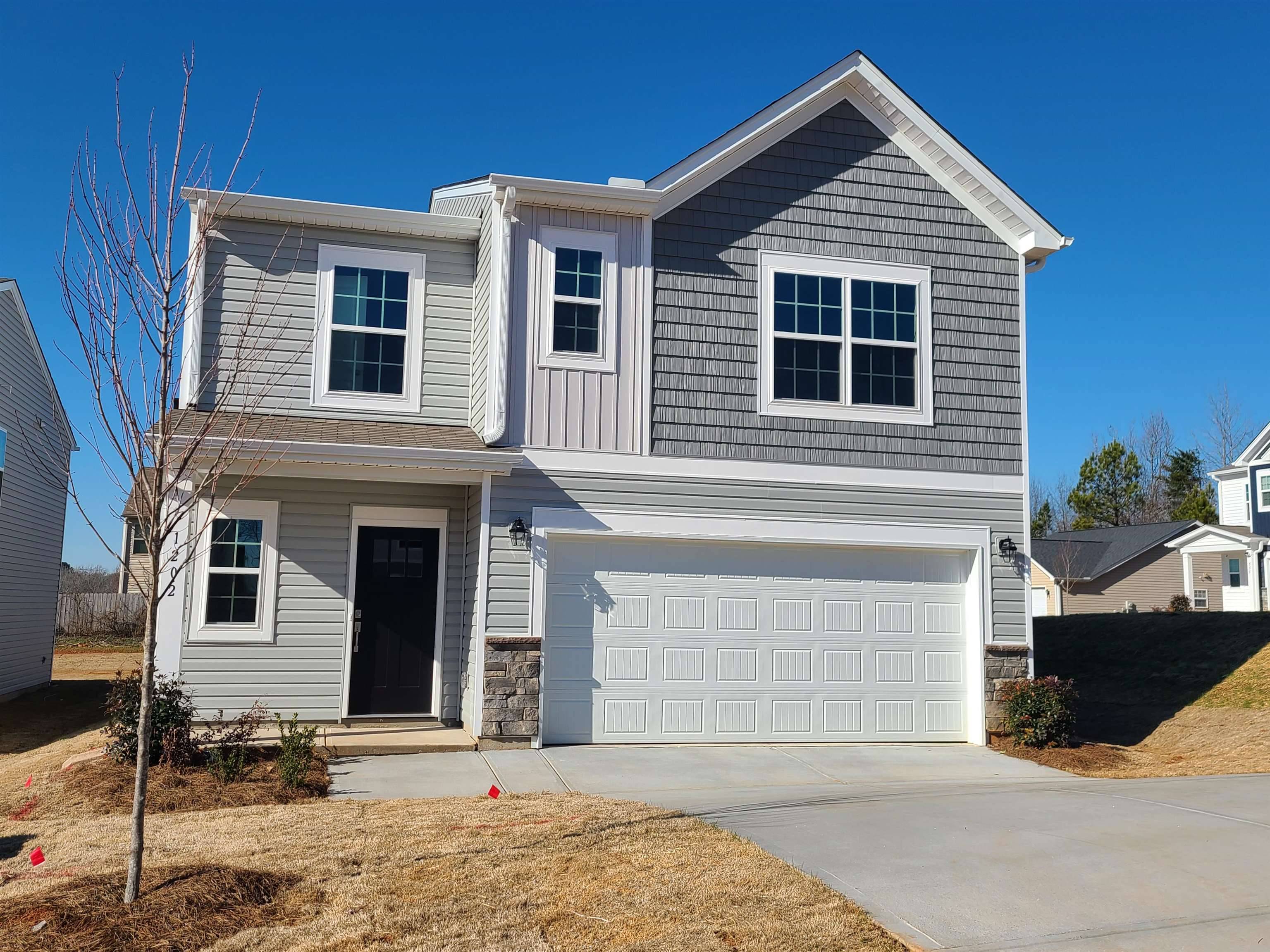 1202 Melrude CT, Spartanburg, SC 29303