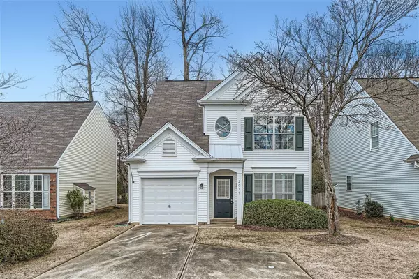 2019 McKenzie Creek DR, Charlotte, NC 28270