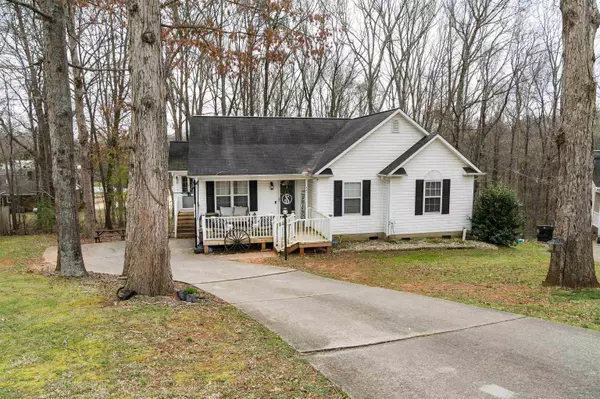 281 Autumn Gold Dr, Boiling Springs, SC 29316