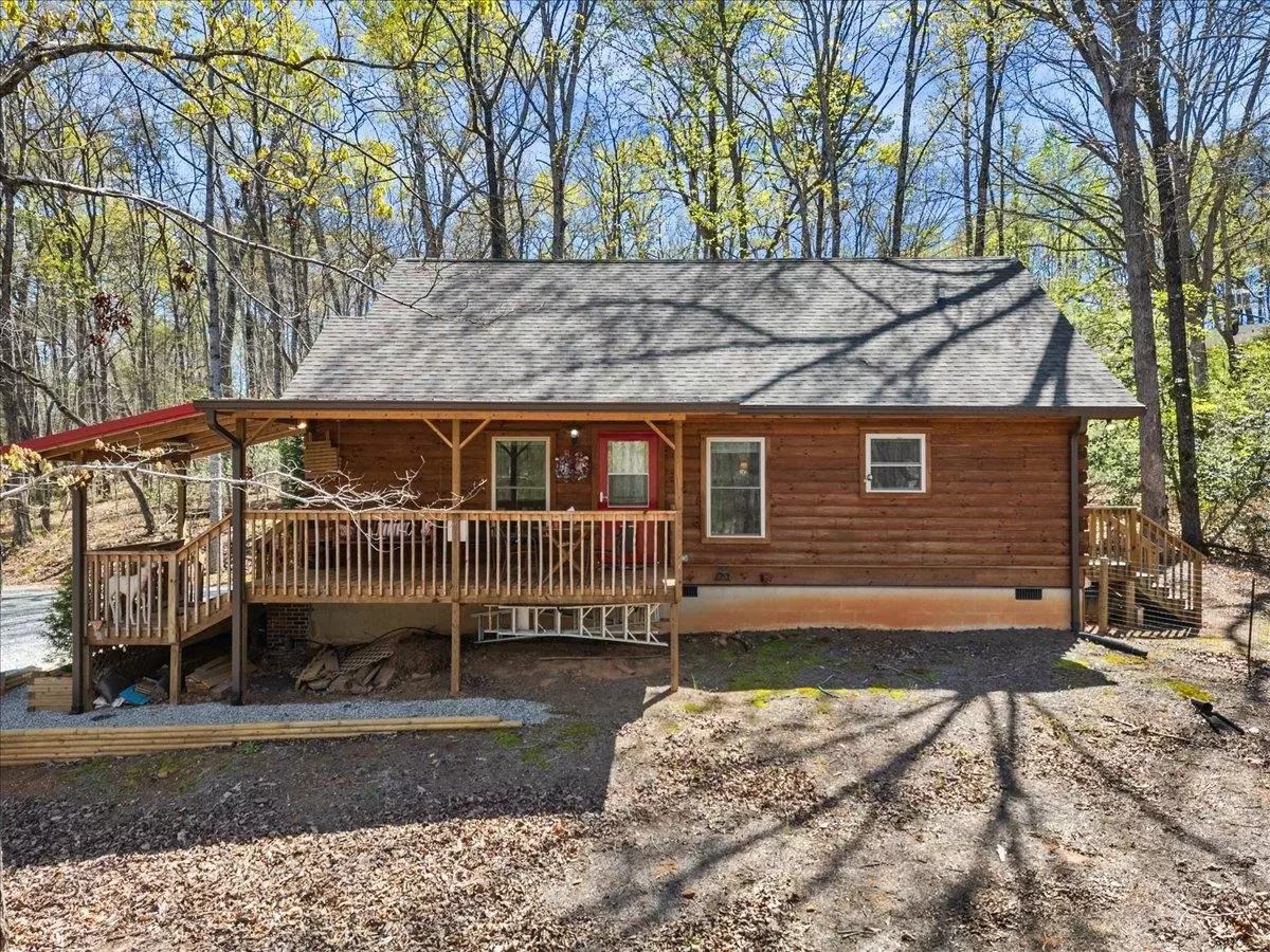 Landrum, SC 29356,440 Jervey RD