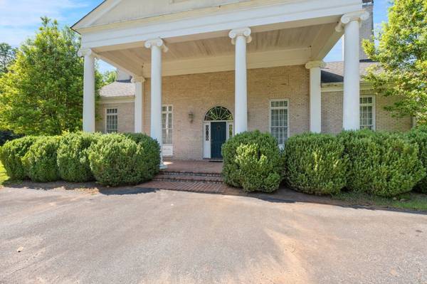 Pauline, SC 29374,295 Burnett DR