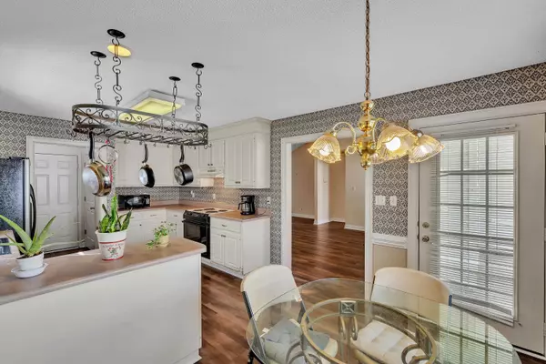 Boiling Springs, SC 29316,108 Chris LN