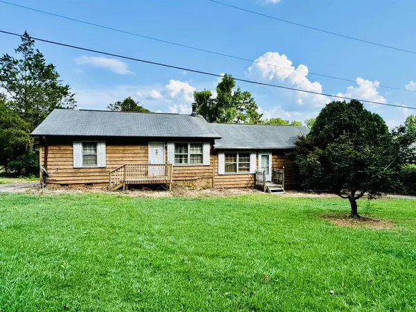 3037 Kelsey Creek RD, Spartanburg, SC 29302