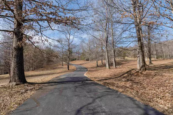 Landrum, SC 29356,2000 Oak Grove RD