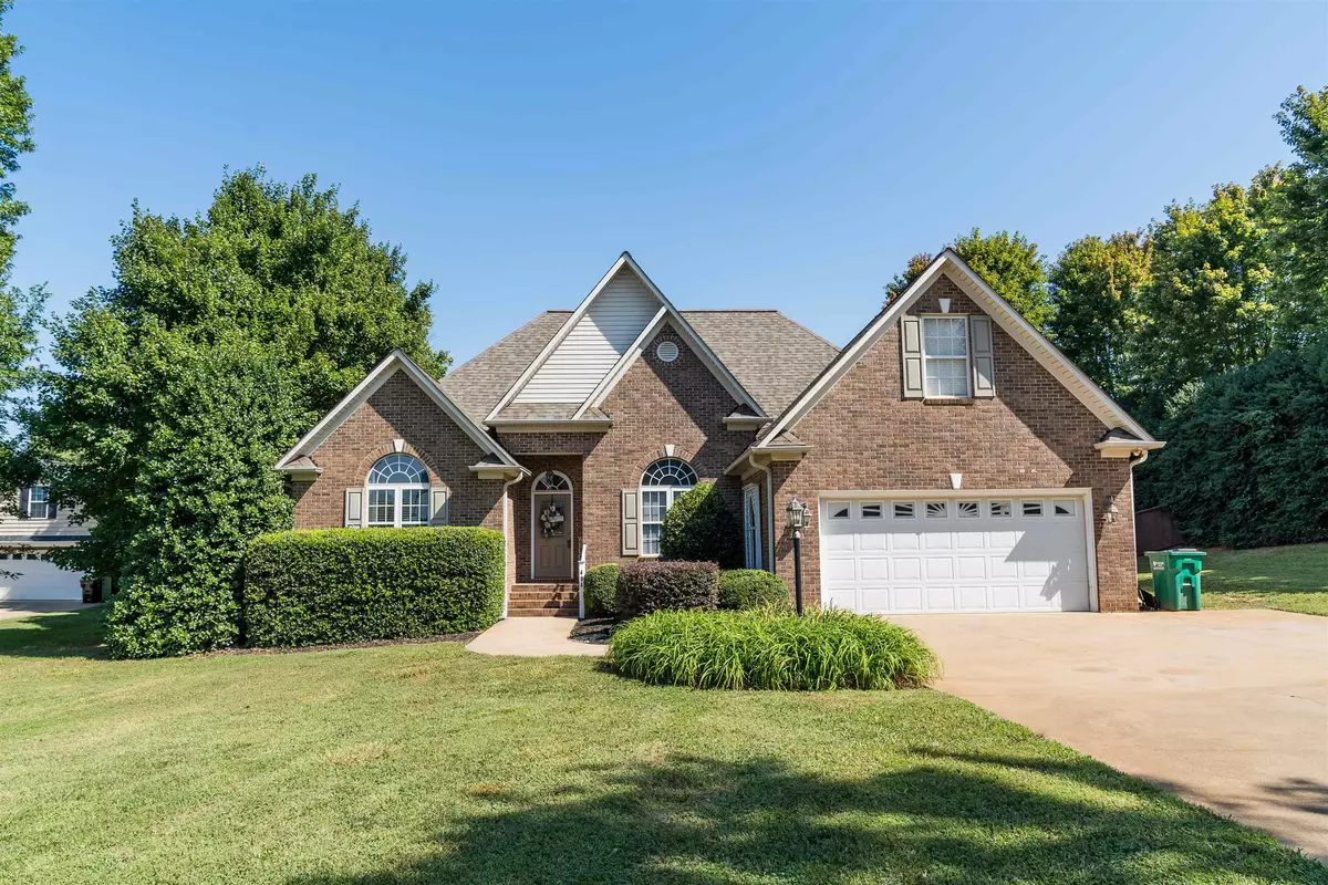 Boiling Springs, SC 29316,404 Carrington DR