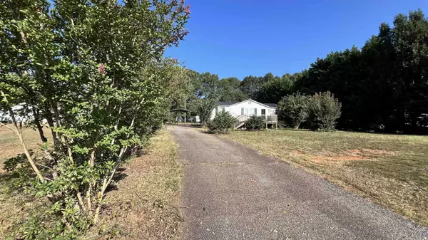 Townville, SC 29689,112 Rams Head CT