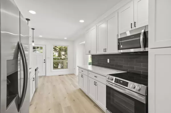 Greenville, SC 29617,13 Singleton CIR