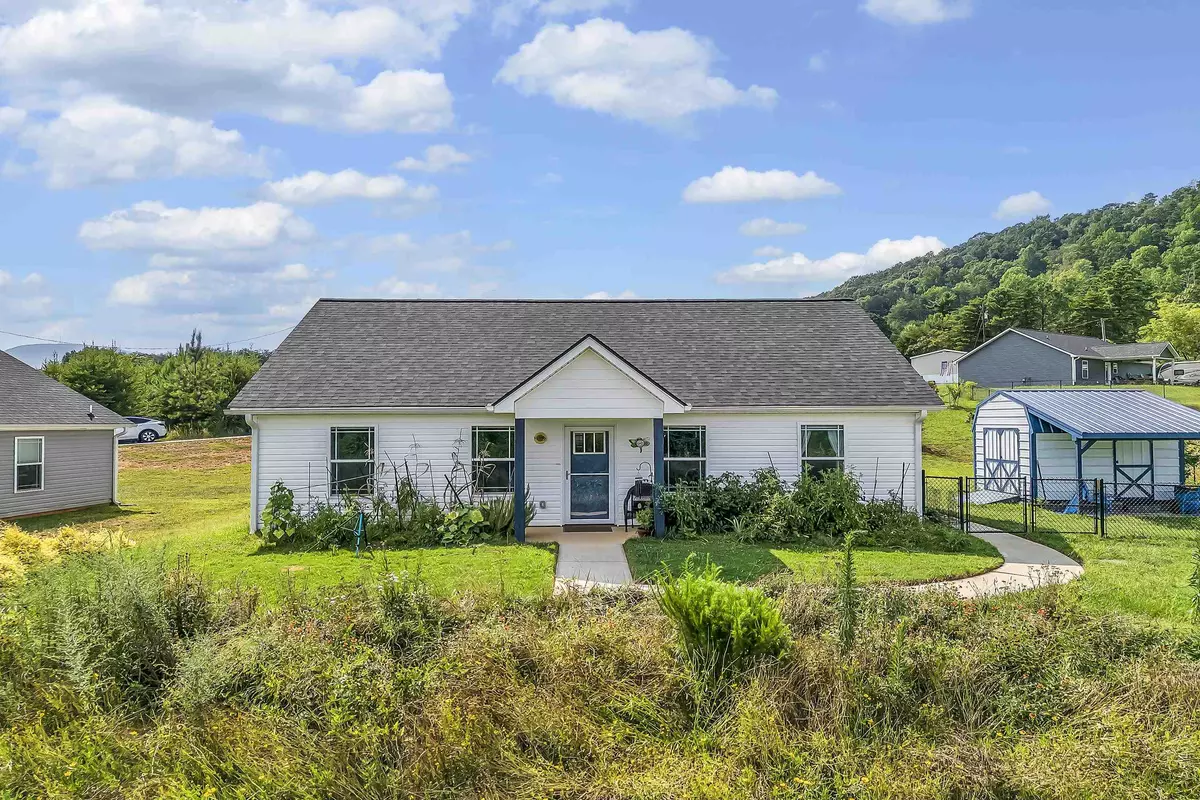 Landrum, SC 29356,155 Kershaw DR