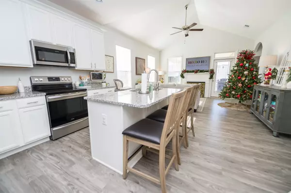 Moore, SC 29369,538 Chantry LN