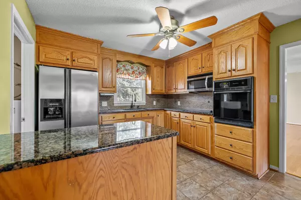 Dallas, NC 28034,1714 Philadelphia Church RD