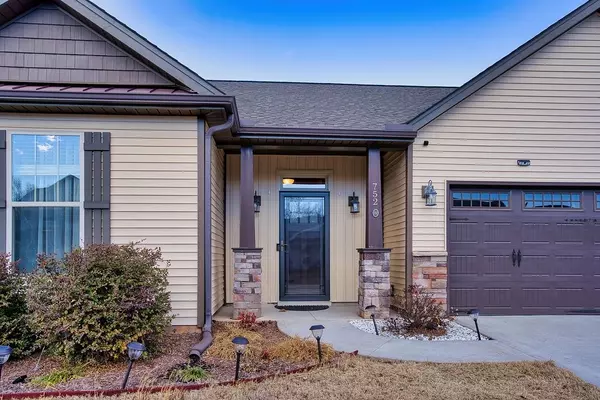 Duncan, SC 29334,752 Silver Pines LN