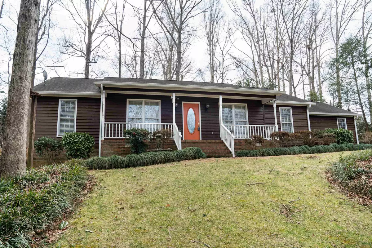 Spartanburg, SC 29301,902 Sussex CT