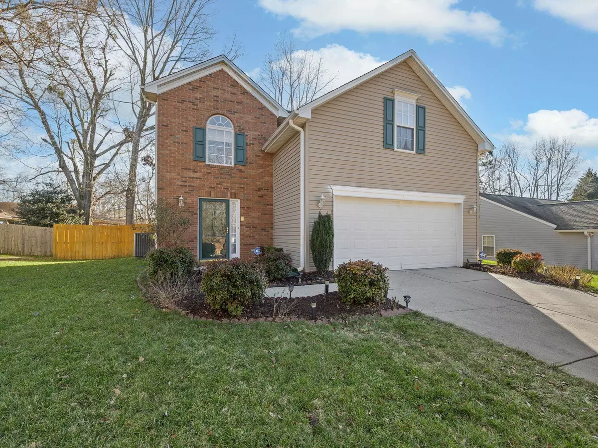 Moore, SC 29369,313 Brighton Woods DR