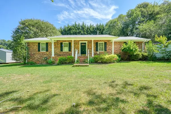 14 Willard ST, Liberty, SC 29657