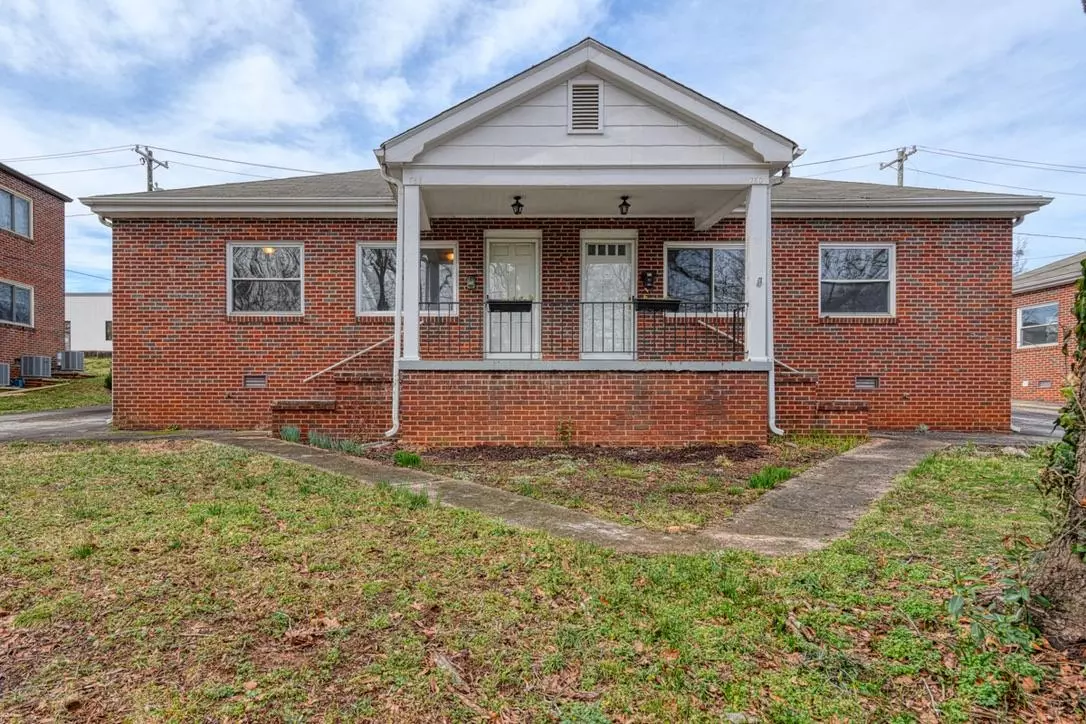 Spartanburg, SC 29302,758 Maple ST