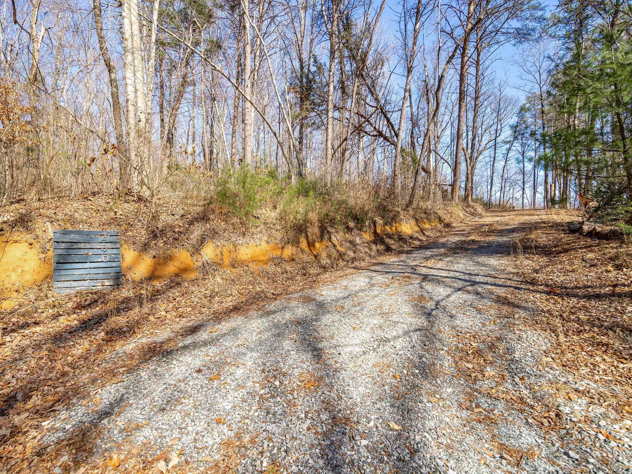 Landrum, SC 29356,280 Lake RD