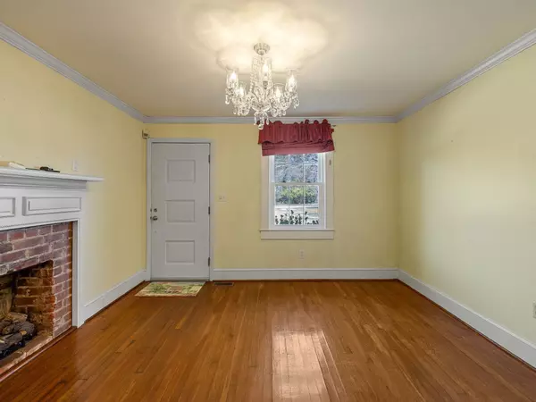 Inman, SC 29349,120 E Main St