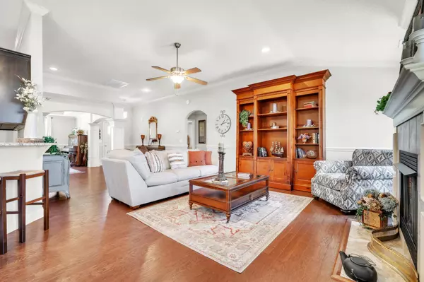 Moore, SC 29369,520 Scenic Oak DR